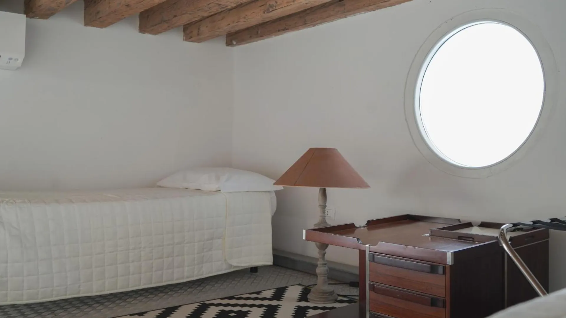 Family Apartment With Terrace Venise